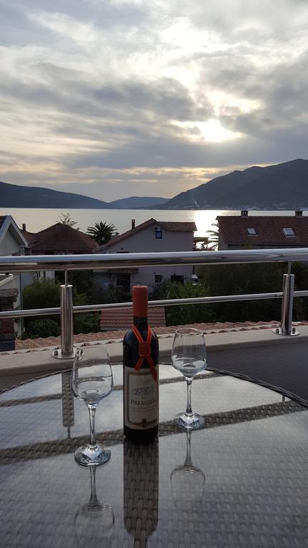 Apartment Milas Τίβατ Εξωτερικό φωτογραφία